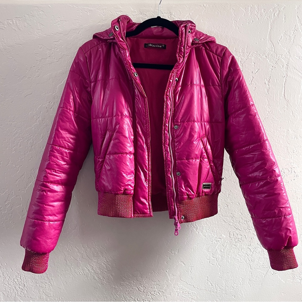 Beautiful magenta puffer jacket made in Italy